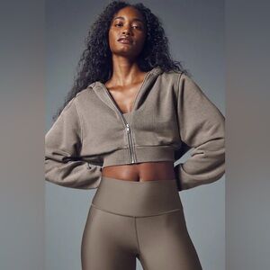 ALO Yoga Cropped Zip-Up Hoodie in Taupe